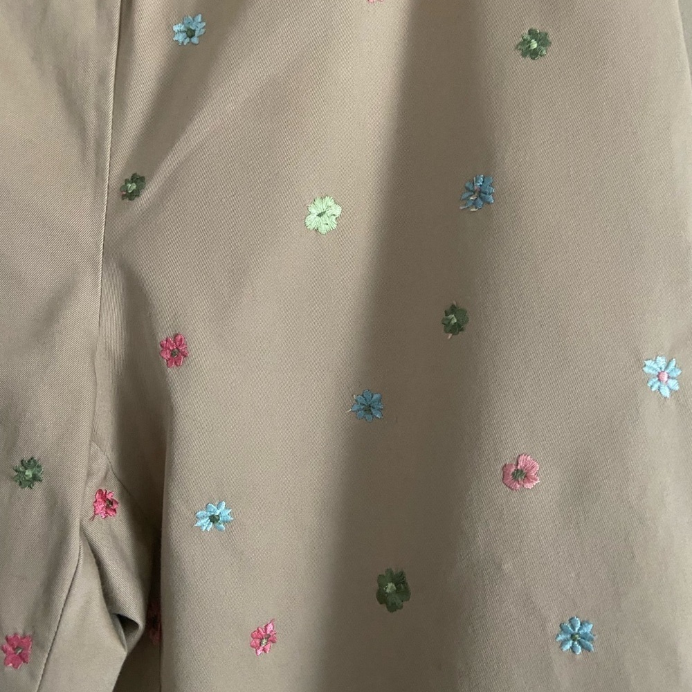 Liz Claiborne Women’s Tan Pastel Floral High Waisted Michaela Pants Size 6 - Picture 2 of 4